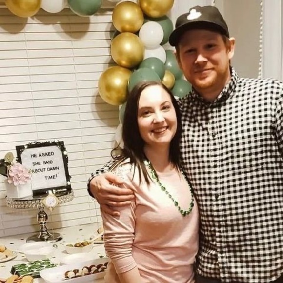 Meet your Posher, Lisa - Picture 1 of 1